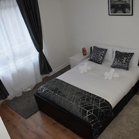 Glasgow Lovely Apartment D&N Esterno foto