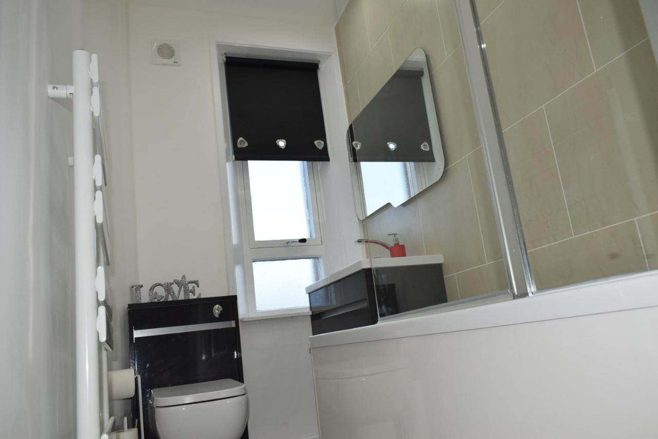 Glasgow Lovely Apartment D&N Esterno foto