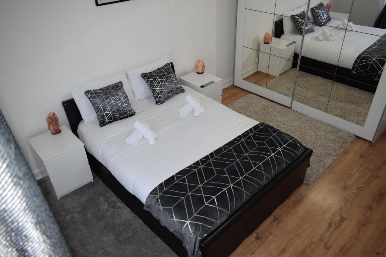 Glasgow Lovely Apartment D&N Esterno foto
